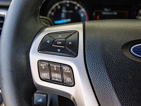 Used 2019 Ford Ranger XLT w/ Equipment Group 301A Mid image 9