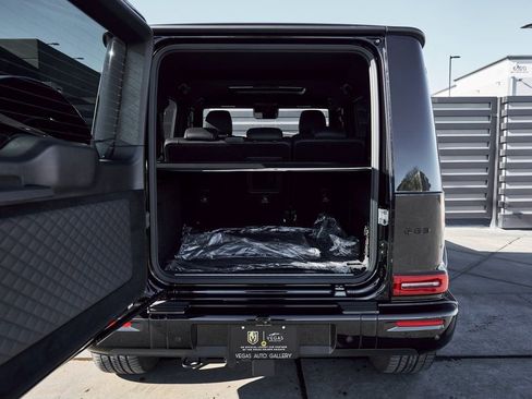 Used 2025 Mercedes-Benz G 63 AMG 4MATIC image 17