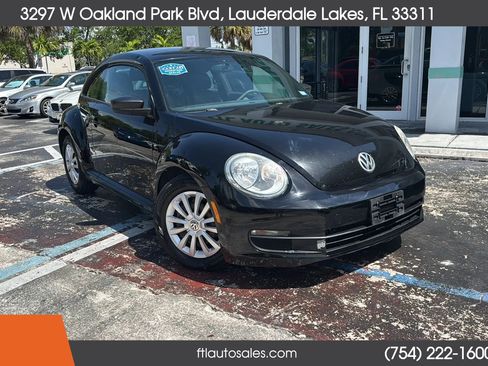 Used 2012 Volkswagen Beetle 2.5 FWD image 2