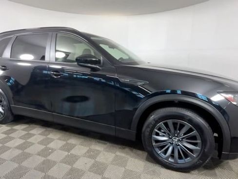 Used 2025 MAZDA CX-70 3.3 Turbo w/ Preferred Package AWD/4WD image 2