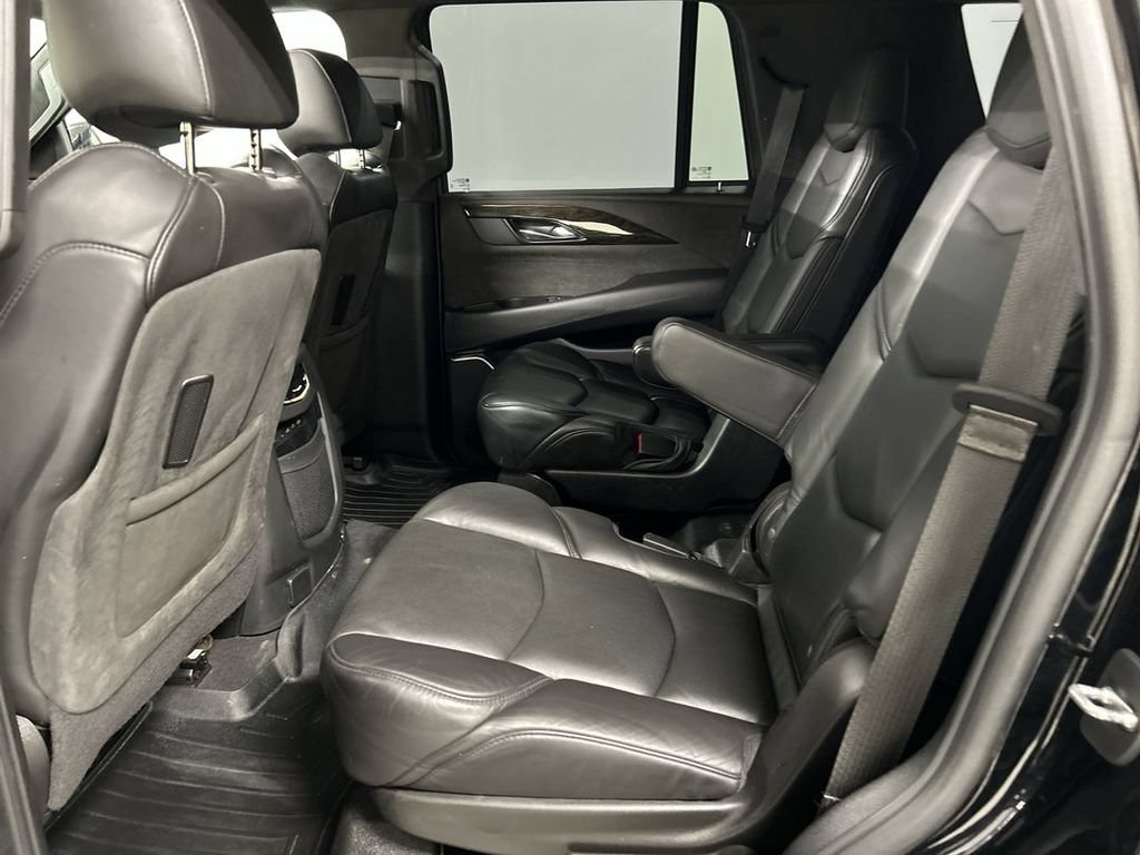 Used 2020 Cadillac Escalade Platinum AWD/4WD image 20