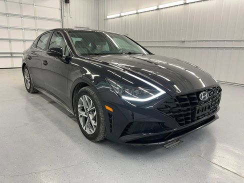 Used 2023 Hyundai Sonata SEL w/ Preferred Accessory Package FWD image 12