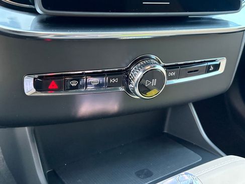 New 2026 Volvo XC90 T8 Plus image 16