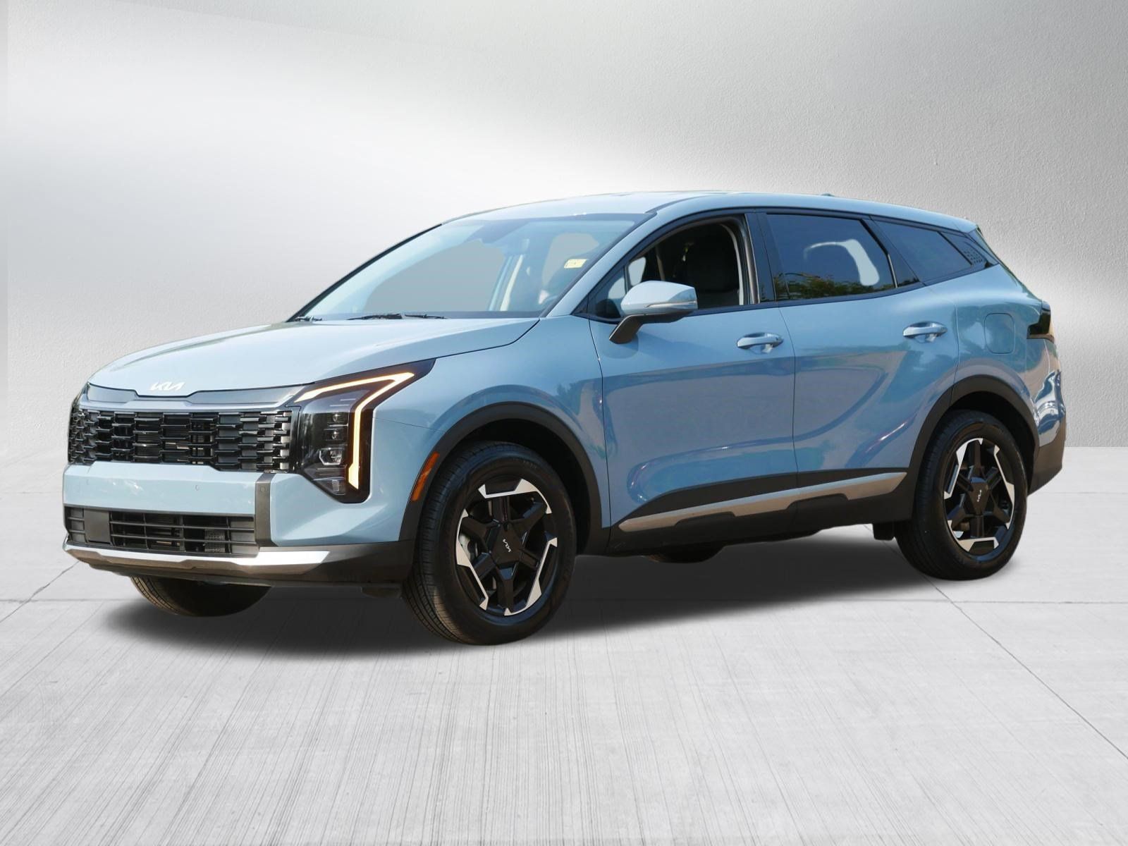Certified 2026 Kia Sportage S AWD/4WD image 3