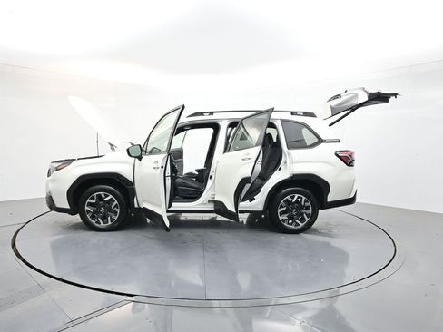 Used 2025 Subaru Forester Premium w/ Convenience Package #1 AWD/4WD image 39
