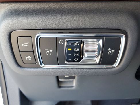 New 2026 Lincoln Nautilus Black Label AWD/4WD image 14