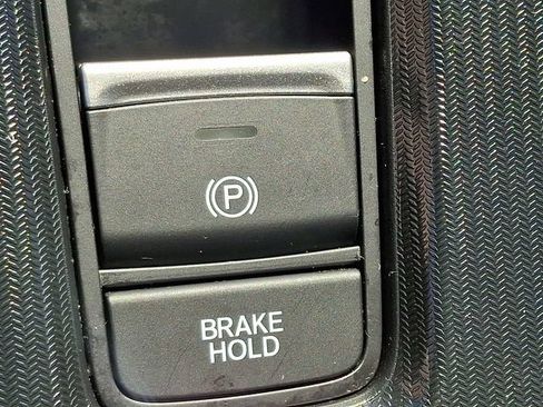 Certified 2025 Honda Civic Sport image 23