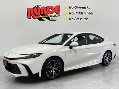 Used 2025 Toyota Camry SE