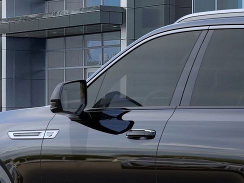 New 2026 Cadillac Escalade IQ Luxury 2 AWD/4WD image 12