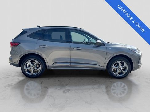 Used 2024 Ford Escape ST-Line w/ Tech Pack #1 AWD/4WD image 9