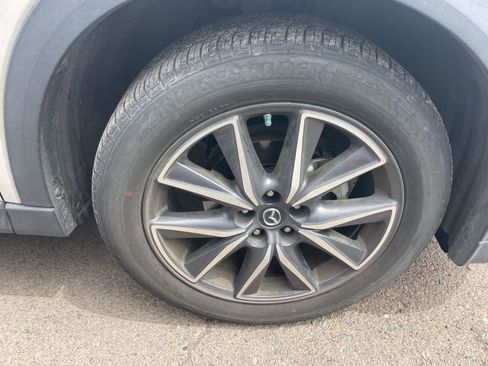 Used 2018 MAZDA CX-5 Touring w/ Preferred Equipment Package image 12