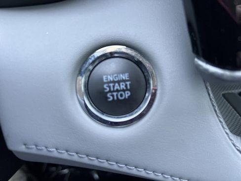 Used 2022 Toyota Highlander Platinum image 29