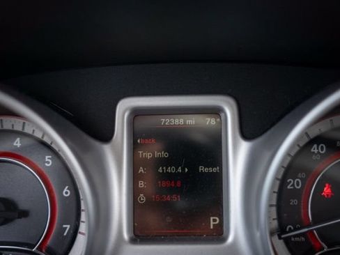 Used 2017 Dodge Journey SE FWD image 17
