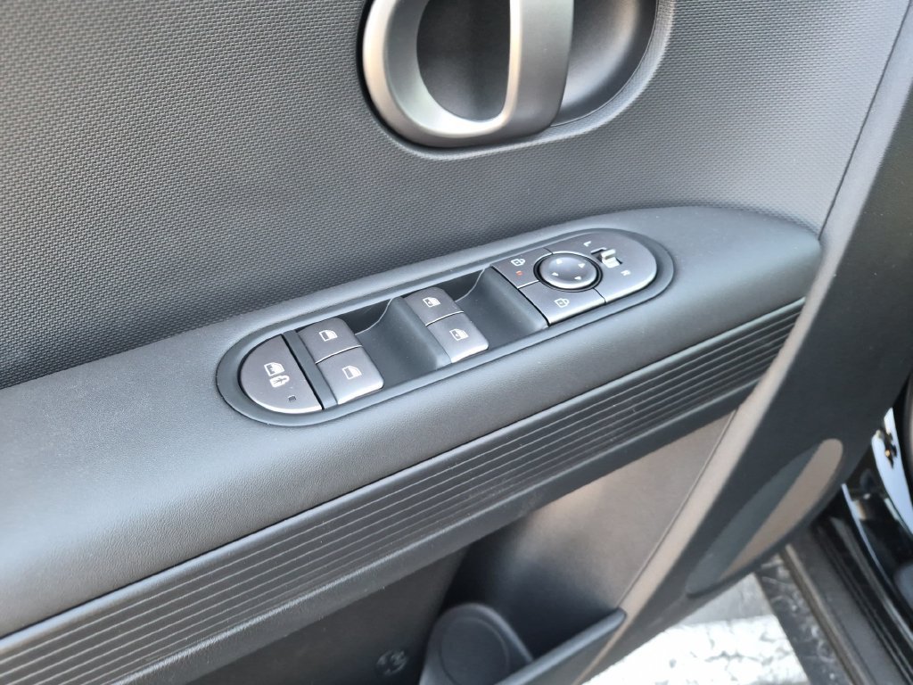 New 2027 Hyundai Ioniq 5 SEL RWD image 13