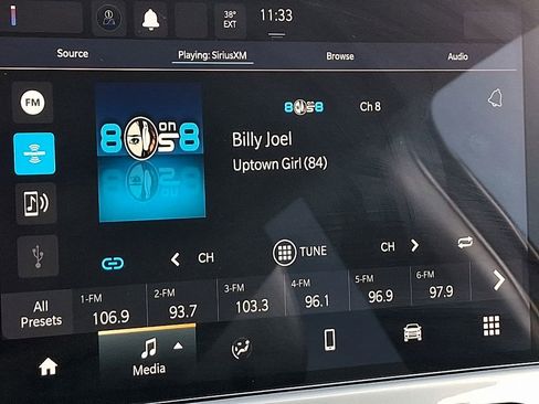 Used 2024 Jeep Compass Latitude image 16