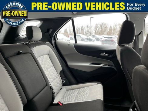 Used 2020 Chevrolet Equinox LS image 36
