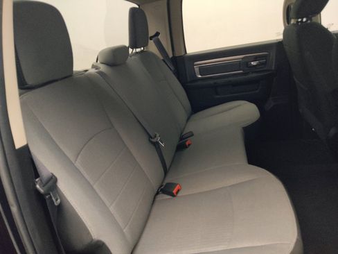 Used 2022 RAM 1500 Classic SLT image 19