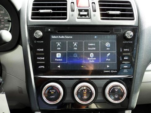 Used 2017 Subaru Forester 2.5i Premium w/ All-Weather Package image 31