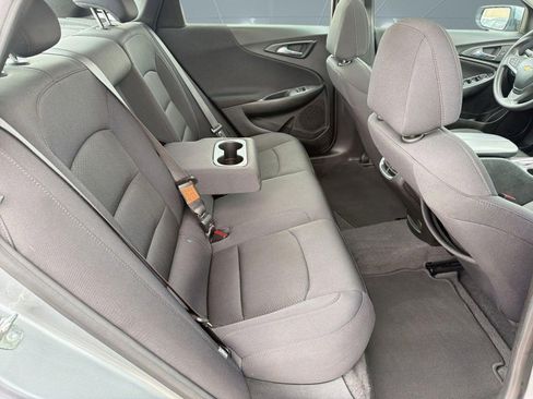 Used 2023 Chevrolet Malibu LT FWD image 29
