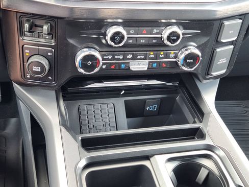 New 2026 Ford F250 Lariat w/ Black Appearance Package AWD/4WD image 19