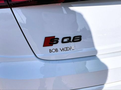 Used 2021 Audi SQ8 Prestige AWD/4WD image 32