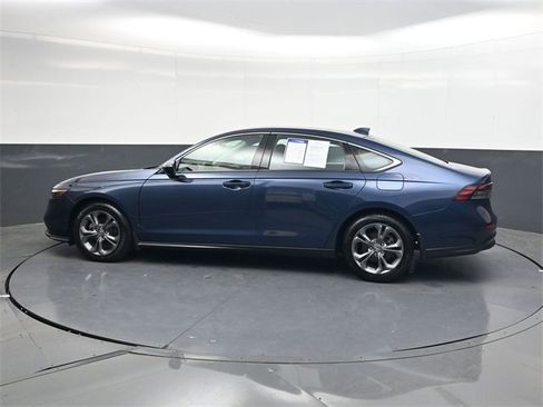 Used 2023 Honda Accord EX image 7