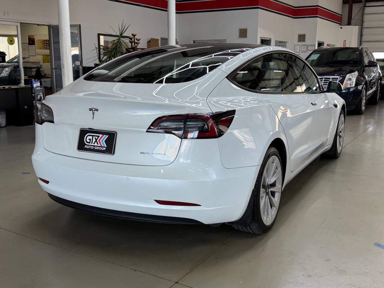 Used 2022 Tesla Model 3 Long Range AWD/4WD image 2