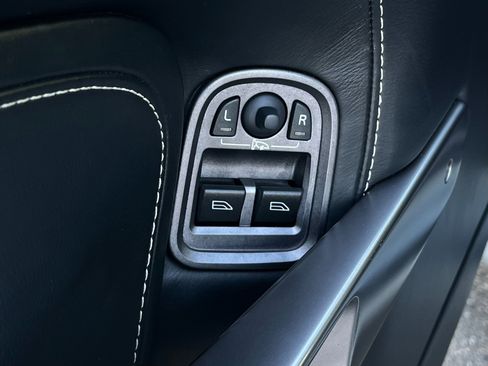 Used 2006 Aston Martin DB9 Volante image 35