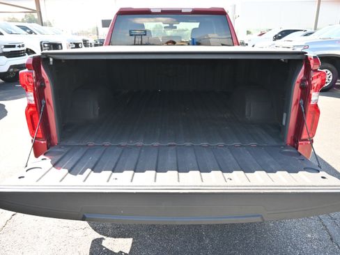 Used 2020 Chevrolet Silverado 1500 Custom w/ Custom Value Package image 13