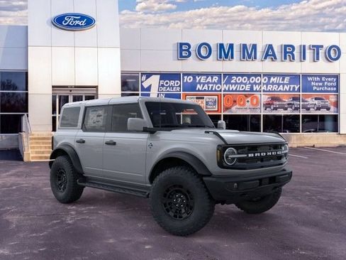 New 2026 Ford Bronco Outer Banks w/ Sasquatch Package AWD/4WD image 7