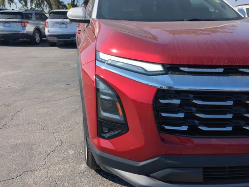 Certified 2025 Chevrolet Equinox LT w/ Safety and Technology Package image 10