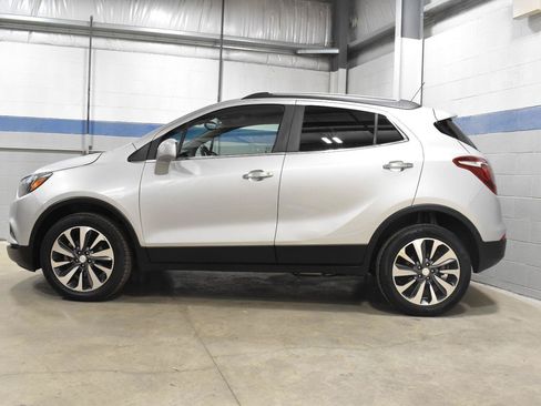 Used 2022 Buick Encore Preferred w/ Safety Package AWD/4WD image 21