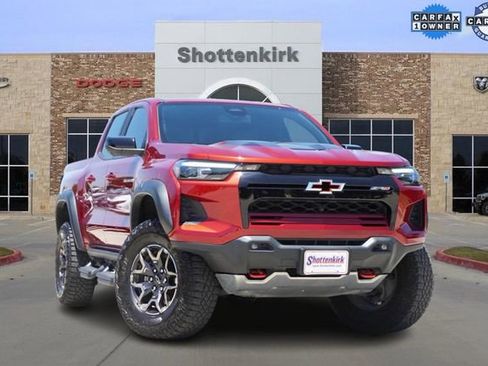 Used 2023 Chevrolet Colorado ZR2 w/ ZR2 Convenience Package III image 1