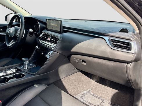 Used 2025 Genesis G70 2.5T RWD image 29