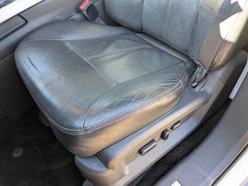 Used 2013 Ford Edge Limited image 16