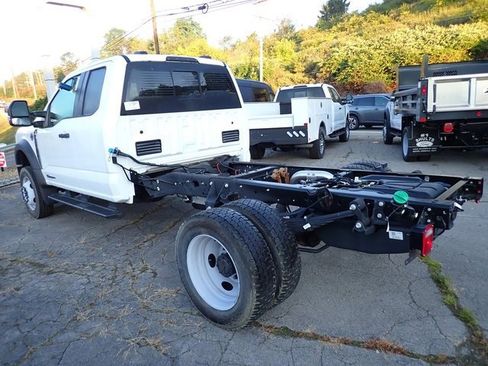 New 2024 Ford F550 4x4 SuperCab Super Duty image 4