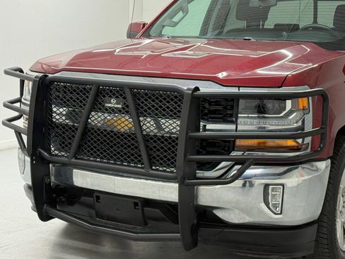 Used 2018 Chevrolet Silverado 1500 LT w/ Texas Edition image 33