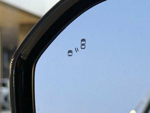 Certified 2021 Ford Expedition XLT image 7