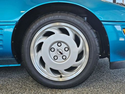 Used 1992 Chevrolet Corvette Convertible RWD image 9