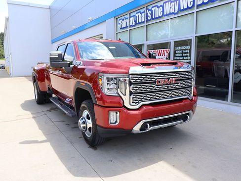 Used 2020 GMC Sierra 3500 Denali w/ Denali Ultimate Package AWD/4WD image 2