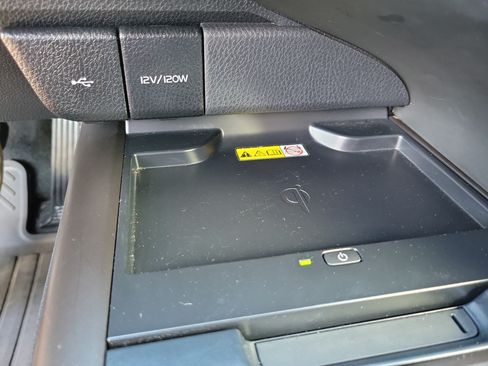Certified 2023 Toyota Camry XLE FWD image 18