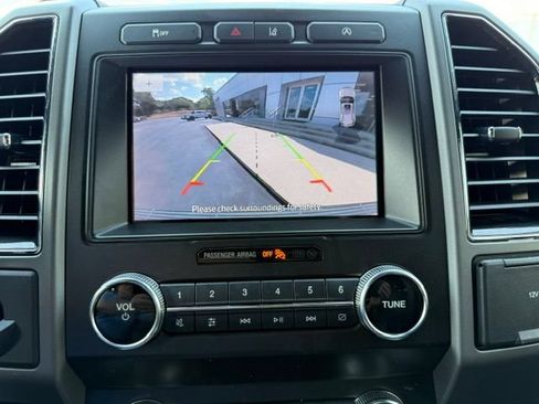 Used 2021 Ford Expedition XLT RWD image 15
