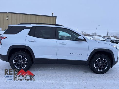 New 2026 Chevrolet Equinox ACTIV w/ Convenience Package III image 4