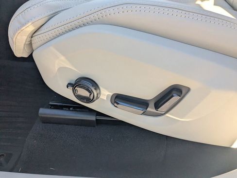 New 2026 Volvo XC90 B6 Ultra w/ Protection Package image 26