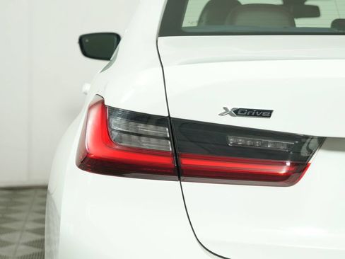 Used 2020 BMW 330i xDrive Sedan w/ Premium Package AWD/4WD image 12