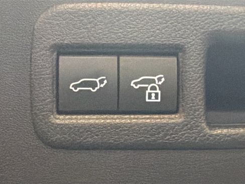 Used 2024 Toyota bZ4X AWD w/ Weather Package image 30