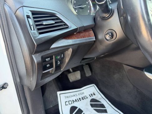 Used 2020 Acura MDX SH-AWD image 23