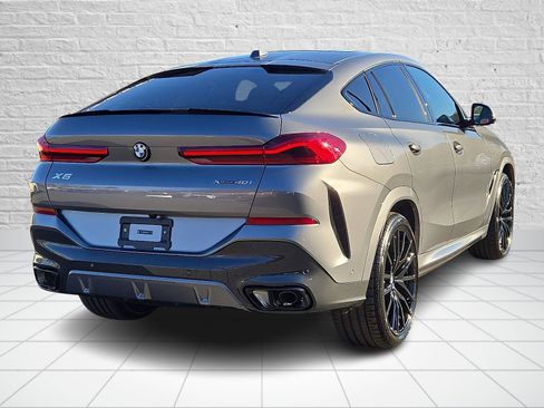 New 2026 BMW X6 xDrive40i w/ Climate Comfort Package image 4