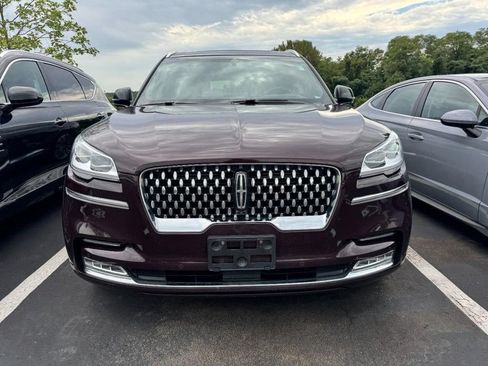 Used 2023 Lincoln Aviator Black Label w/ Dynamic Handling Package AWD/4WD image 2