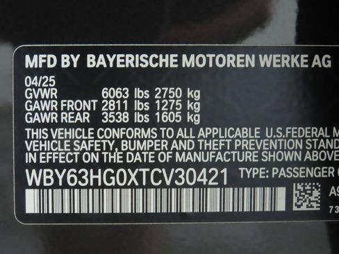 Used 2026 BMW i5 eDrive40 w/ Premium Package RWD image 35